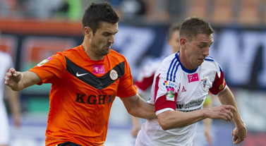 Mateusz Zachara coraz lepiej radzi sobie w G�rniku (fot. T-Mobile Ekstraklasa / x-news)